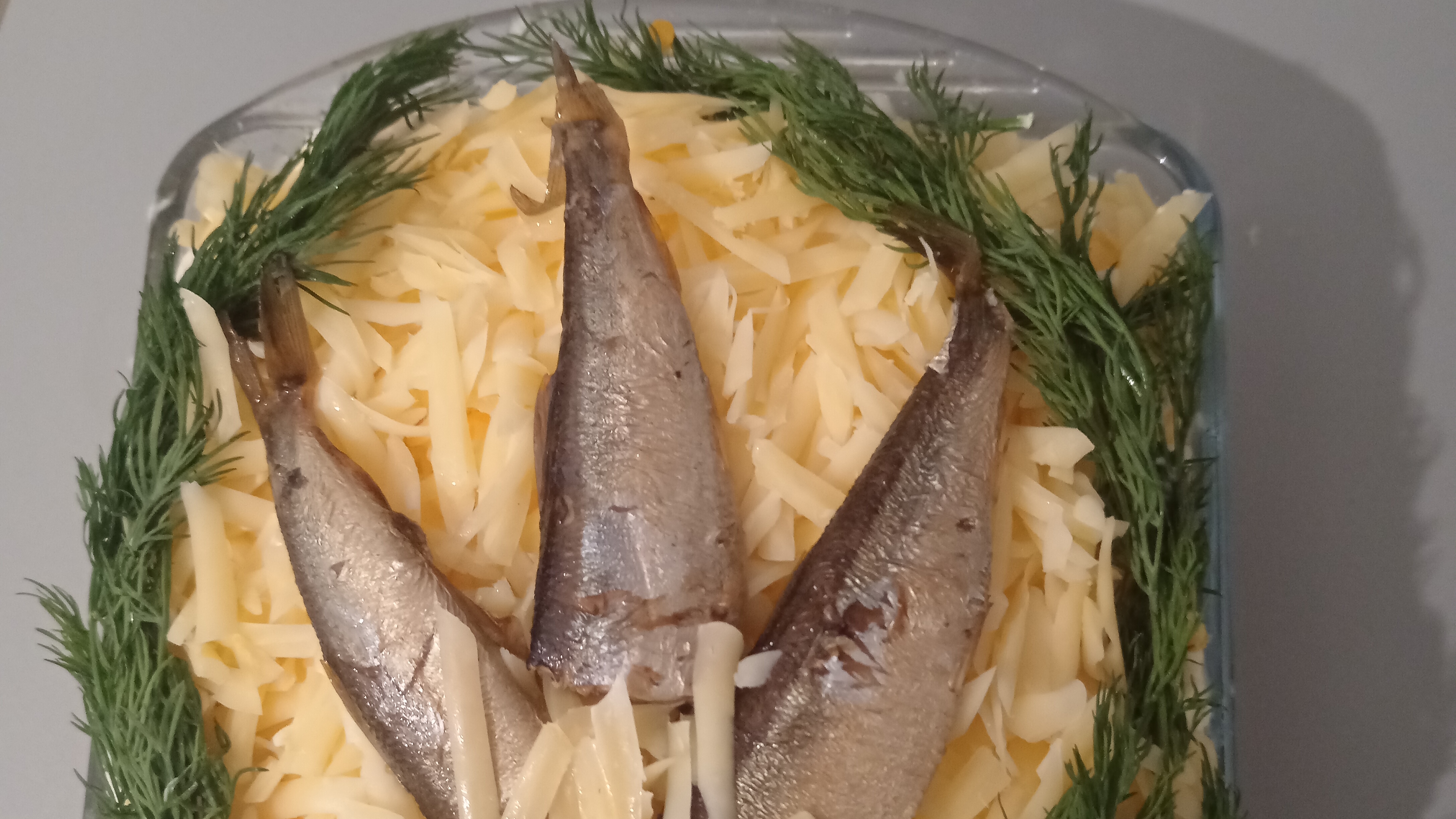 Салат со шпротами