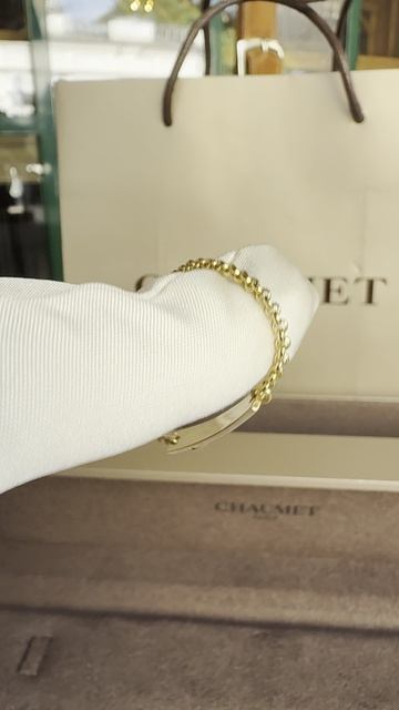 Браслет Chaumet из желтого золота 18 карат с бриллиантами круглой