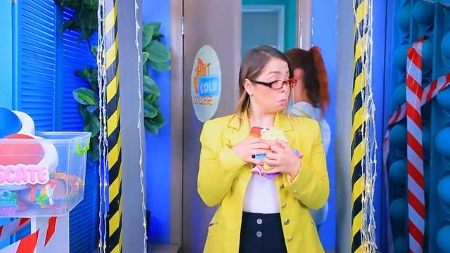 Трум Трум - Холодный vs горячий Pop It колледж! Как пронести антистрессы в колледж!
