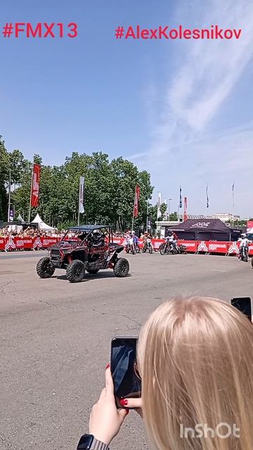 День Спорта #Moscow #Лужники это было круто 🤟 респект пацаны 👍😁💪 #FMX13