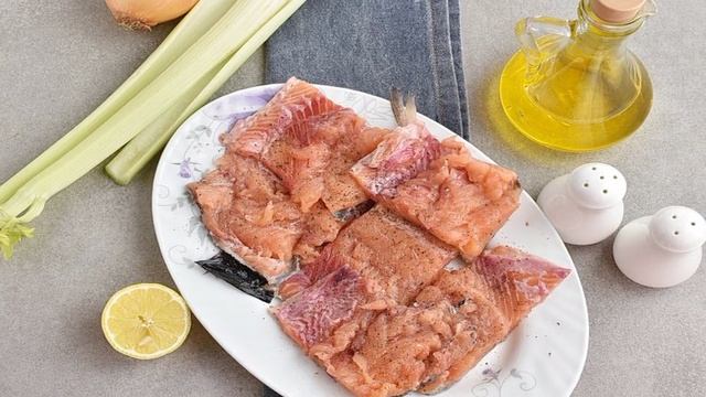 Форель на сковороде