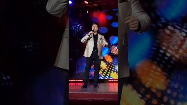 Я встретил девушку Елизаров Виктор