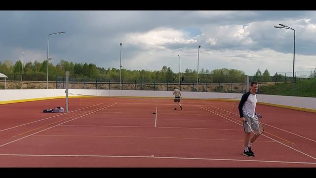 Теннис. Ухта. СК 'Нефтяник'. Павел и Антон.
30.05.2025