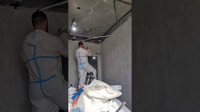 монтаж трассы для мультисплит системы на этапа ремонт
