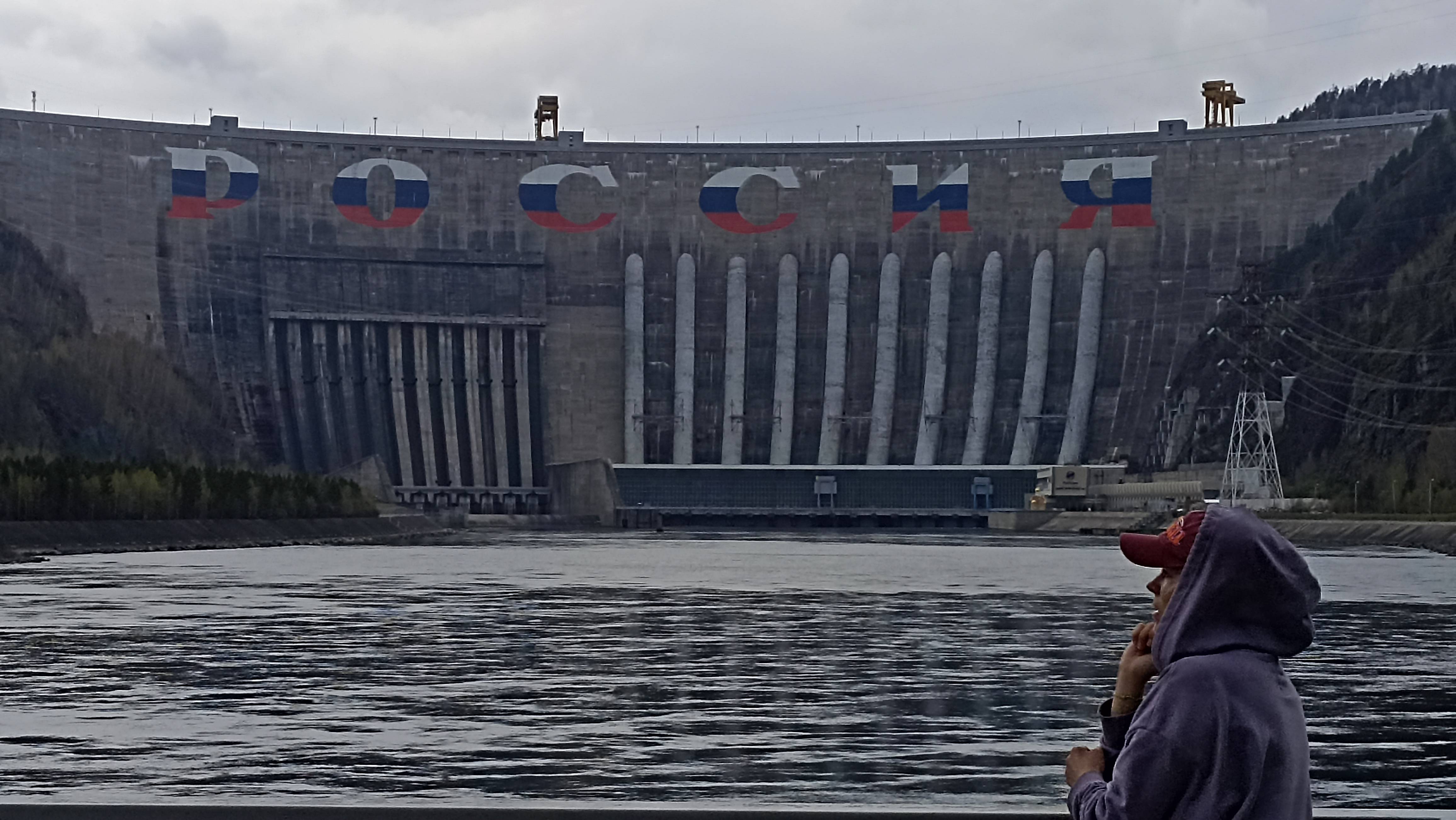 Абакан май 23. ГЭС.