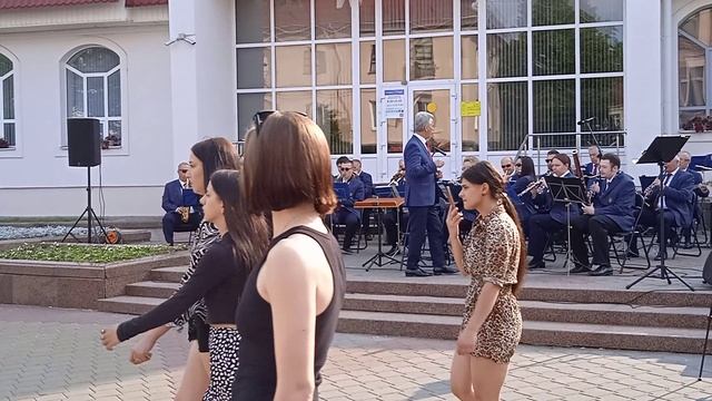 VID_20250601 9 сезон музыкальных вечеров на Советской открыт..