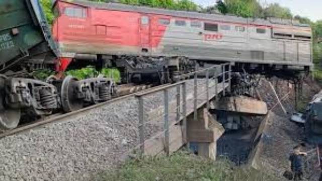 Обстановка в Курской области РФ, где рухнул железнодорожный мост