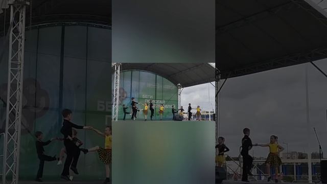 31.05.2025 Зелёный марафон, Калининград, показательные выступления по рок-н-роллу