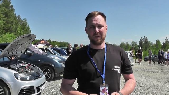 Автопикник: Громкие звуки и страсть к автомобилям (12+)