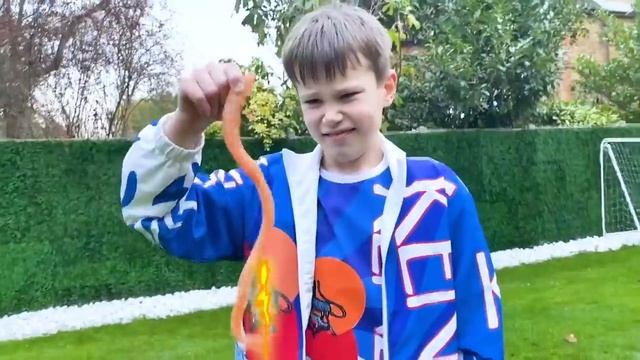Мисс Кэйти и Мистер Макс (Miss Katy) Макс нашел себе домик