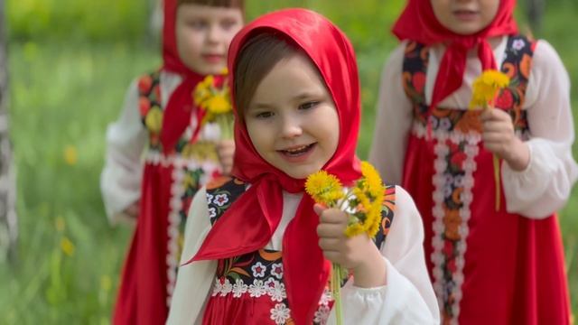 LAKIZA и ДЕТИ - Матрёшки (Образцовая вокальная студия «Восходящая звезда»). Слова и музыка Лакиза М.
