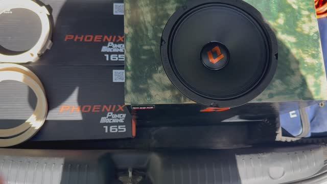 Обзор и прослушка динамиков DL Audio Phoenix Punch Machine 165