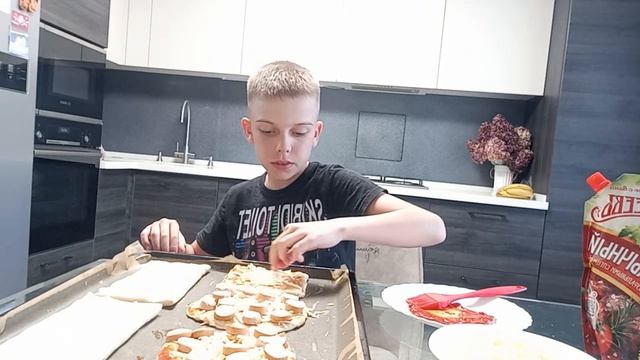 MIKSIC делаю пиццы