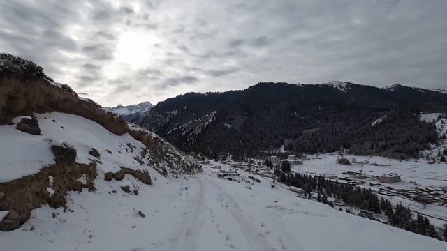 Dzhety-Oguz in winter. Short review (4K)