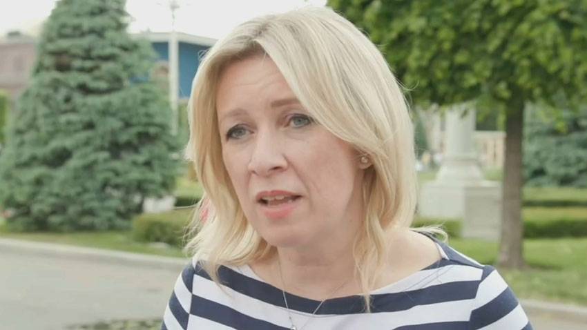 Захарова о реакции украинского общества на инцидент с обрушением моста на поезд в Брянской области