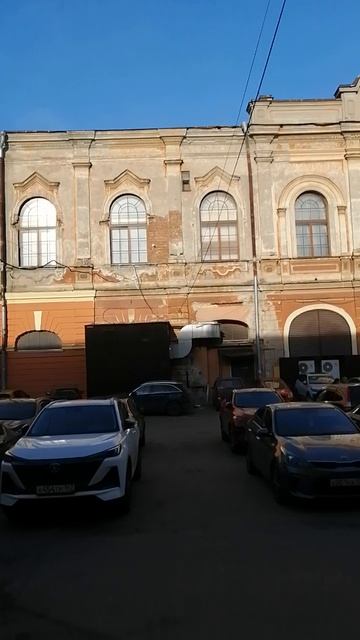 Прогулки по Петербургу! Двор. Конюшенная площадь ,2. Конюшенный музей
