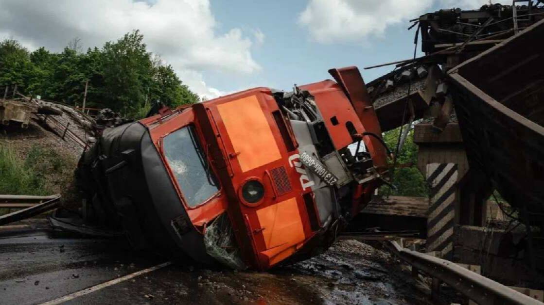 Движение на месте ЧП c поездом под Курском восстановят в течение четырех суток
