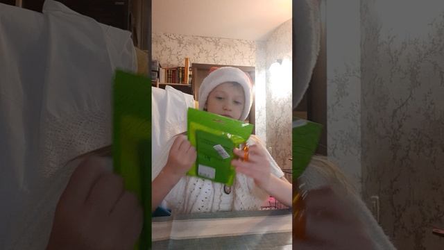 20250601_170236.mp4 распаковываю чехол первая часть
