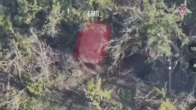 🇷🇺⚔️🇺🇸«Рубикон»уничтожает Bradley,другую технику и пехоту врага,поддерживая наступление в Сумско