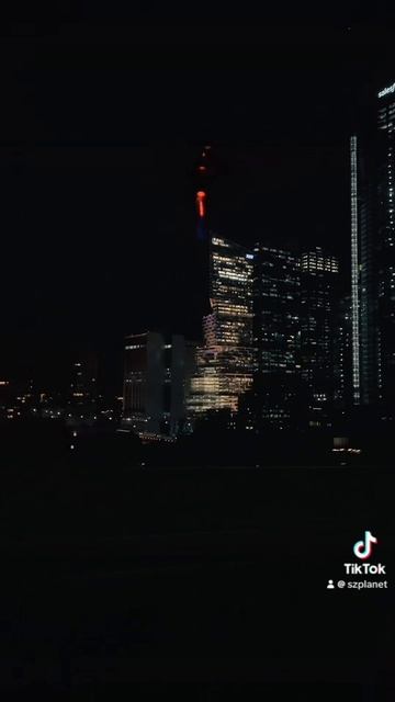 Экскурсия на Автобусе по Сияющему Сиднею. Sydney Vivid Show 30.05.2025 Music 🎵 @volanicky #sydney
