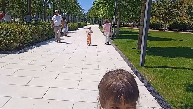 прогулка по парку Галицкого в день защиты детей.