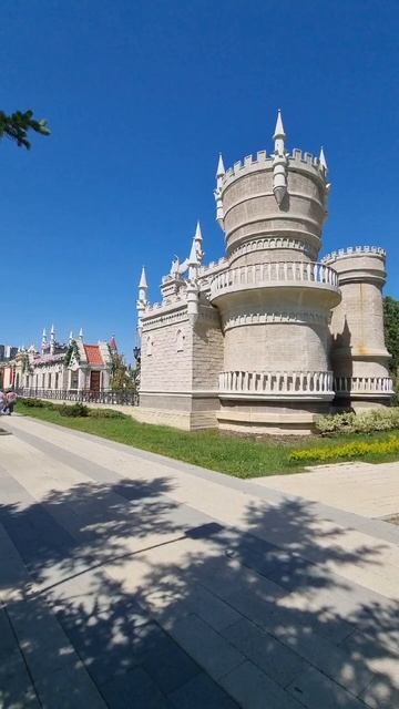 Ласточкино гнездо в парке Легенды Крыма в Зеленограде 🔥