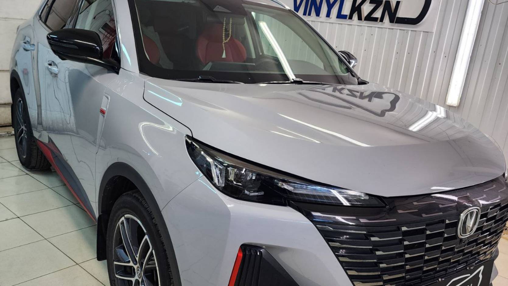 Changan gs55 - забронировали полиуретановой плёнкой фары, часть крыши, стойки возле лобового