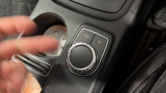 MB GLA180 2014
