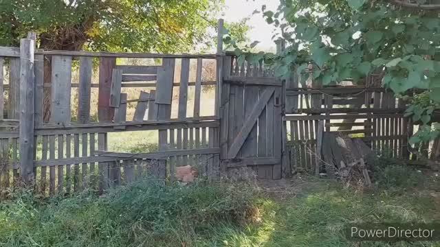 Слава Богу! Готовимся ставить новый забор.