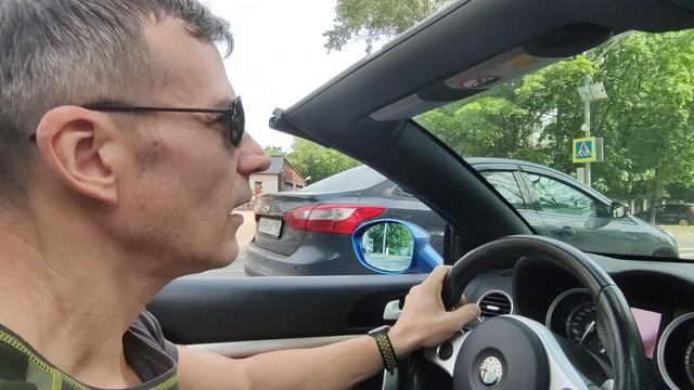 Alfa Romeo Brera - эргономика в движении. Итальянская классика и функциональность.