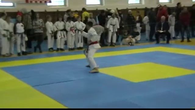 01 11 14 11 й чемпионат Украины по карате JKS  котен ката  юн