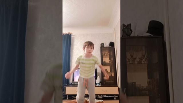 1000025636.mp4к