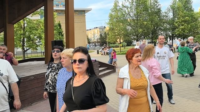 Бокал игристого вина... 31.05.25...