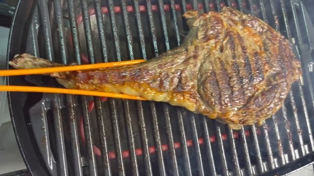 Томагавк стейк 🥩 Мраморная говядина зернового откорма 180 дней. Аргентина