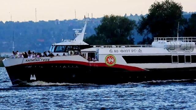 судно "капитан Гусев"