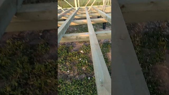 Возводим конструкцию нашего каркасного дома