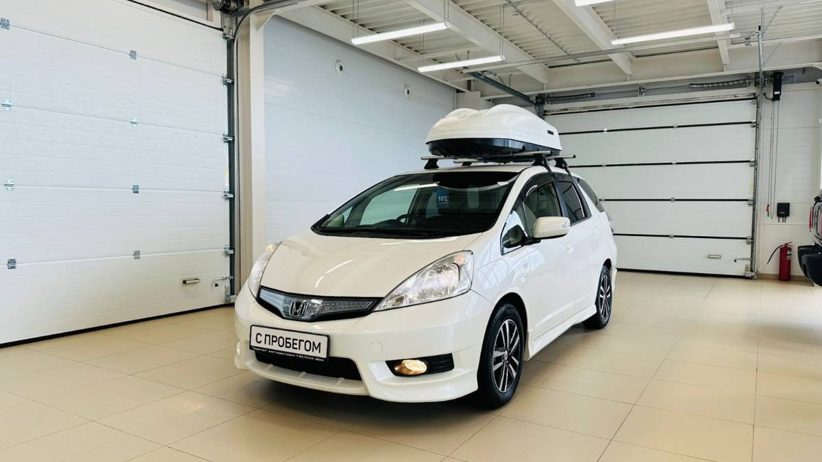 Honda Fit Shuttle, 2012 год