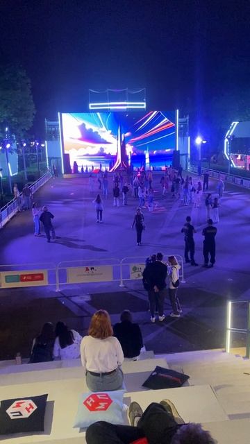 Москва не спит .Танцы ,музыка ,девушки .Болотная набережная 2025