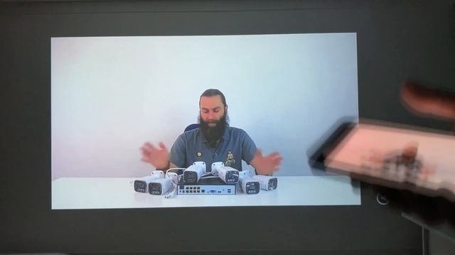 НЕДОРОГОЙ ЯРКИЙ ПРОЕКТОР BYINTEK LOVE U14