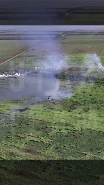 Кадры со стороны противника. В камеру дрона попал Ми-24 ВСУ, который отстреливает неуправляемые ...