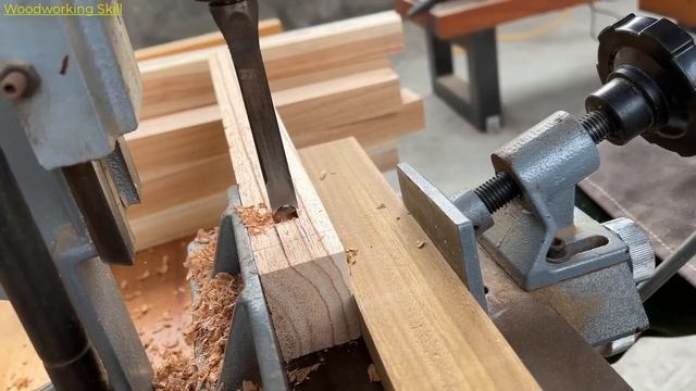 Dining Table Ideas For Small Spaces // Build A Dining Table For 4 People