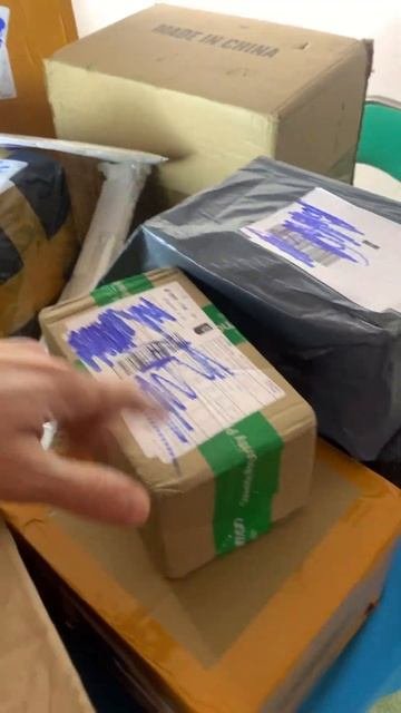 Сегодня хочу показать вам распаковку, жду на канале