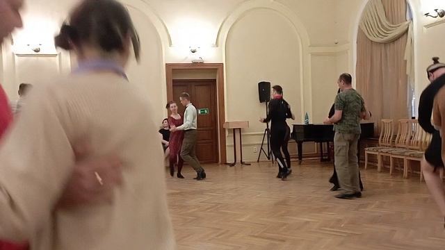 Романи полька