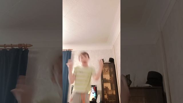 1000025640.mp4г