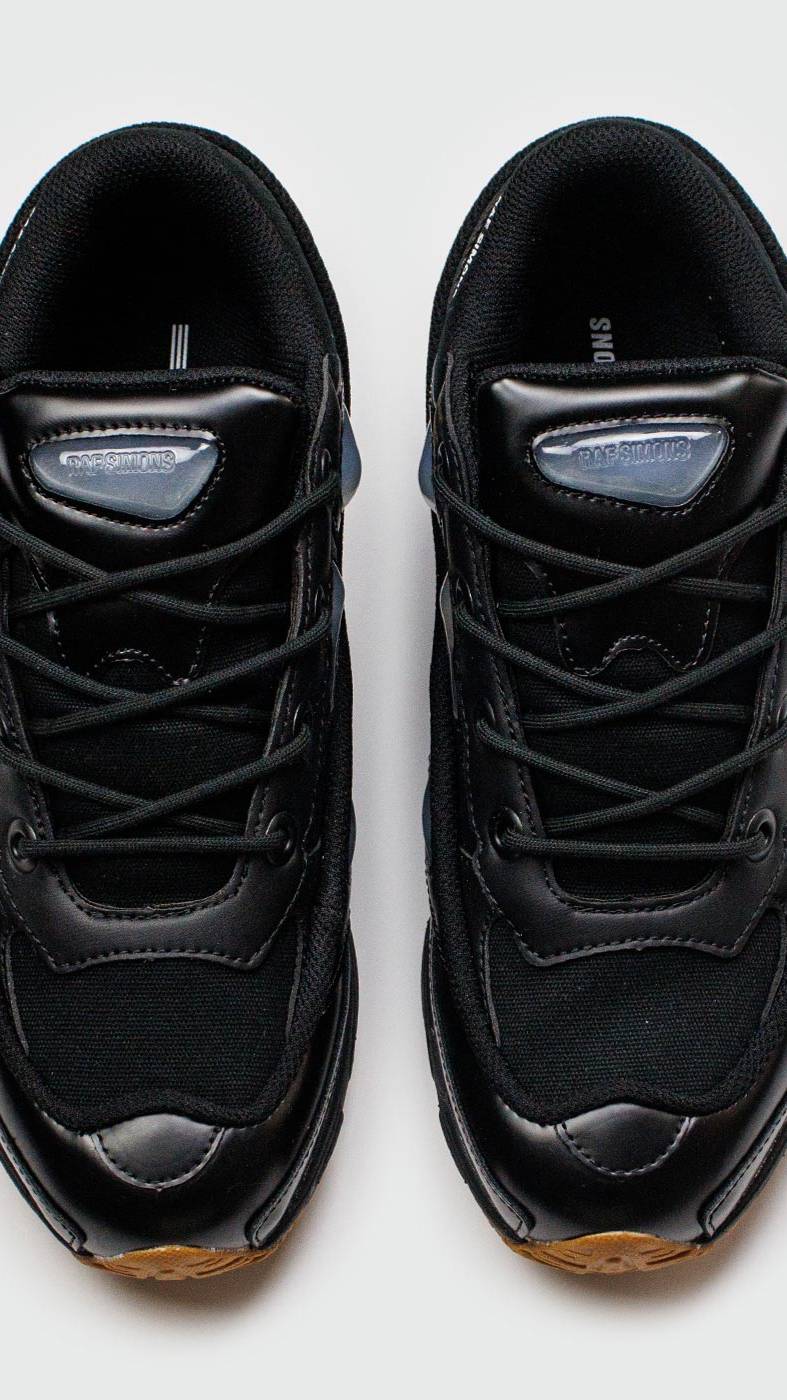 Кроссовки Adidas Ozweego 2 X Raf Simons Bunny Black / Gum