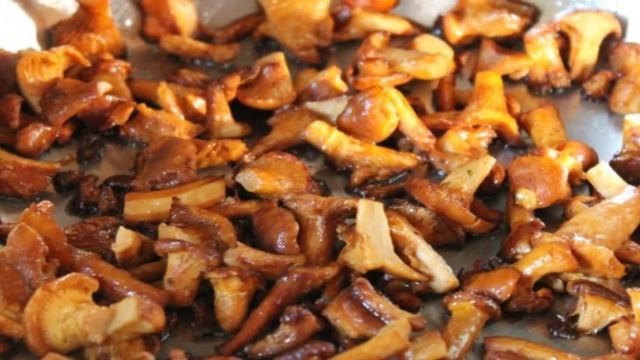 Консервированные жареные лисички