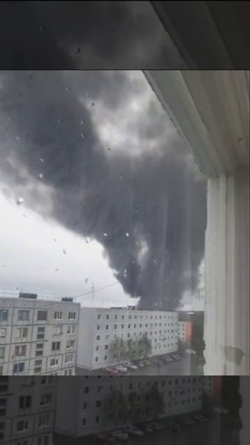 Мощный взрыв в Североморске,где подлодки РФ.