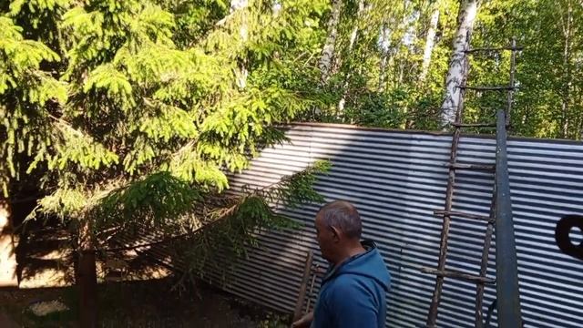 воскресенье за окном
