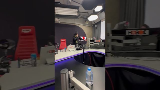 Как в прямом эфире на радио сюрстремминг открывали #новоерадио #shorts