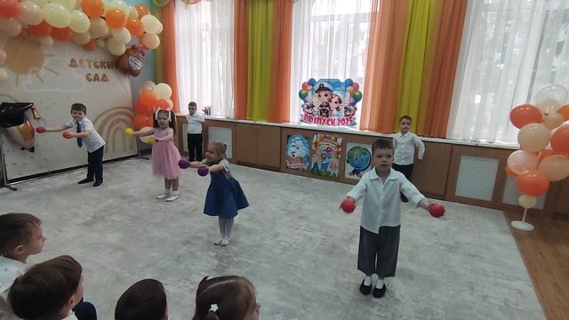 танец капелька счастья "Капелька счастья".mp4